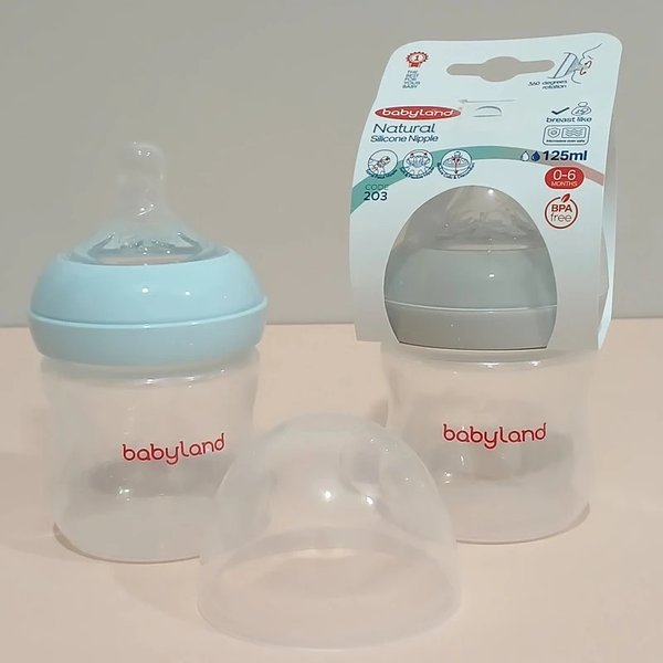 babyland-natural-silicone-nipple-bottle-125ml-code203 شیشه شیر نچرال بیبیلند ۱۲۵ میلیلیتری کد ۲۰۳ با سرشیشه سیلیکونی ضد نفخ برای نوزادان ۰ تا ۶ ماه